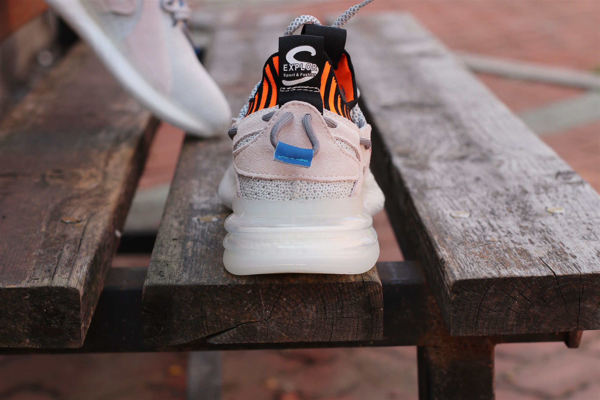 能与nike抗衡的国产品牌,可以与nike匹敌的牌子