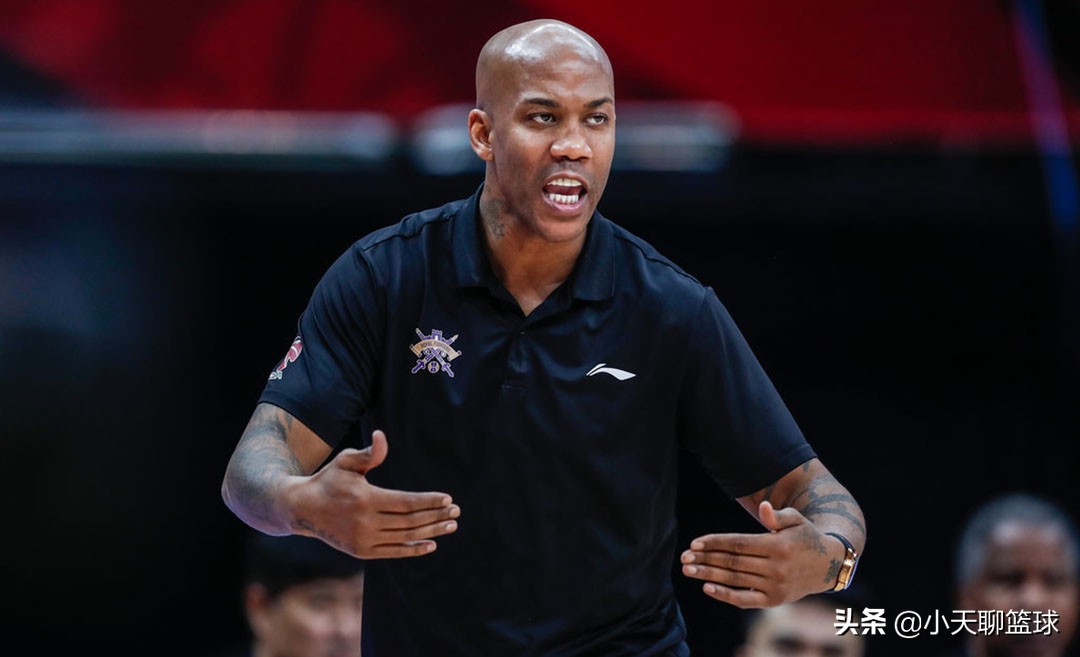 马布里北控40分大胜,北控大胜首钢赛后马布里