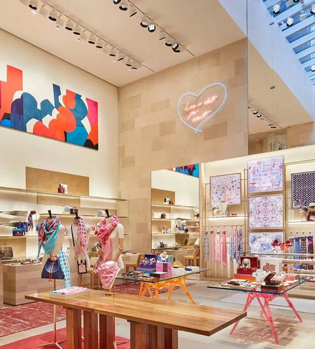 小服装店的陈列技巧图片欣赏,小服装店的陈列技巧图片欣赏大全