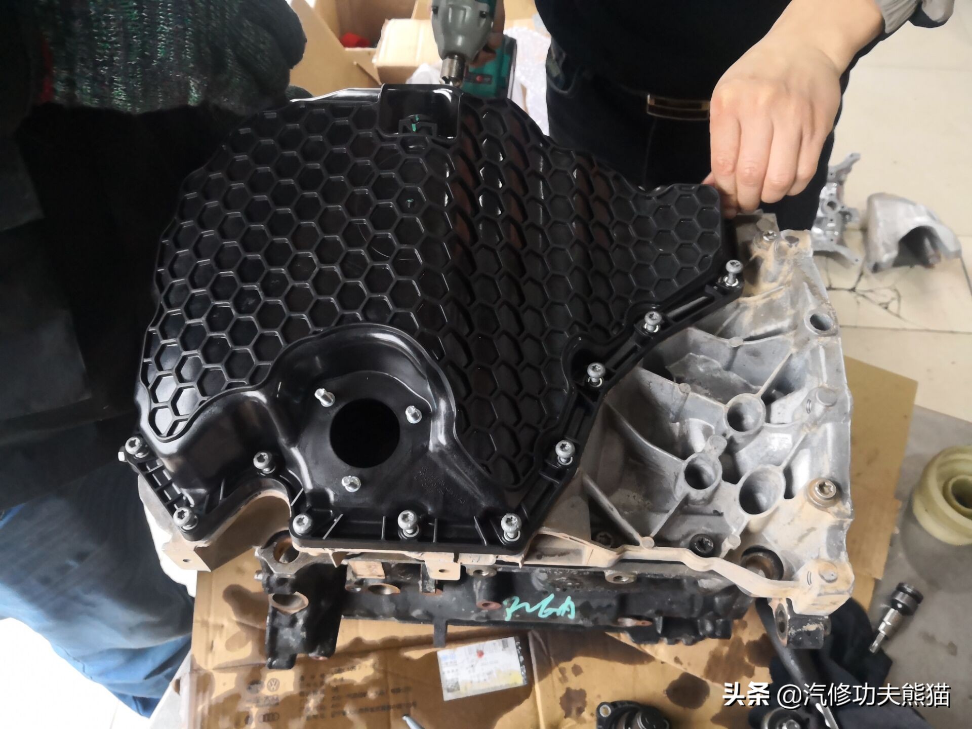 奥迪第三代ea888怎么还烧机油,奥迪的三代ea888烧机油吗