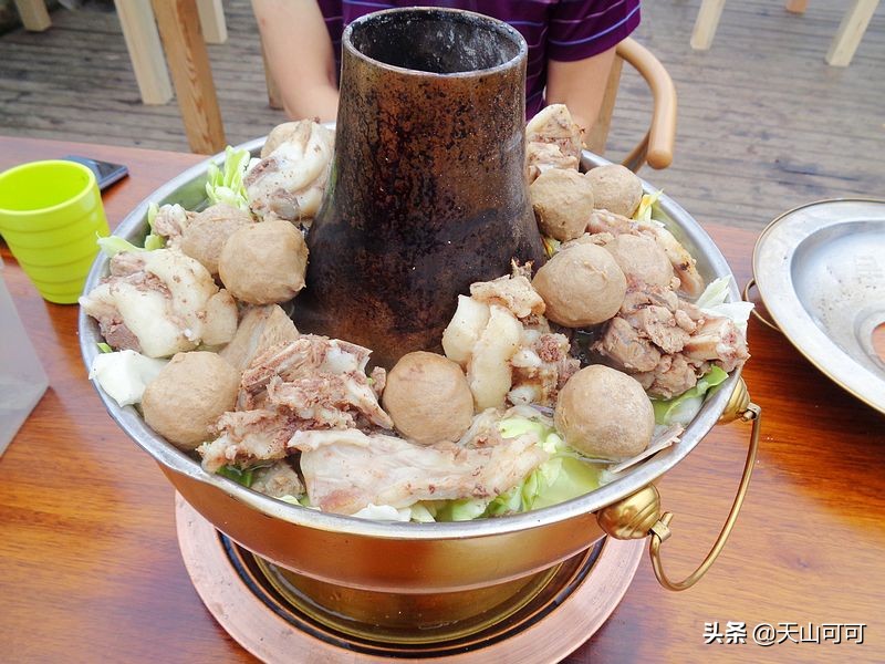 禾木桃源牛肉土火锅,禾木村吃饭推荐土火锅