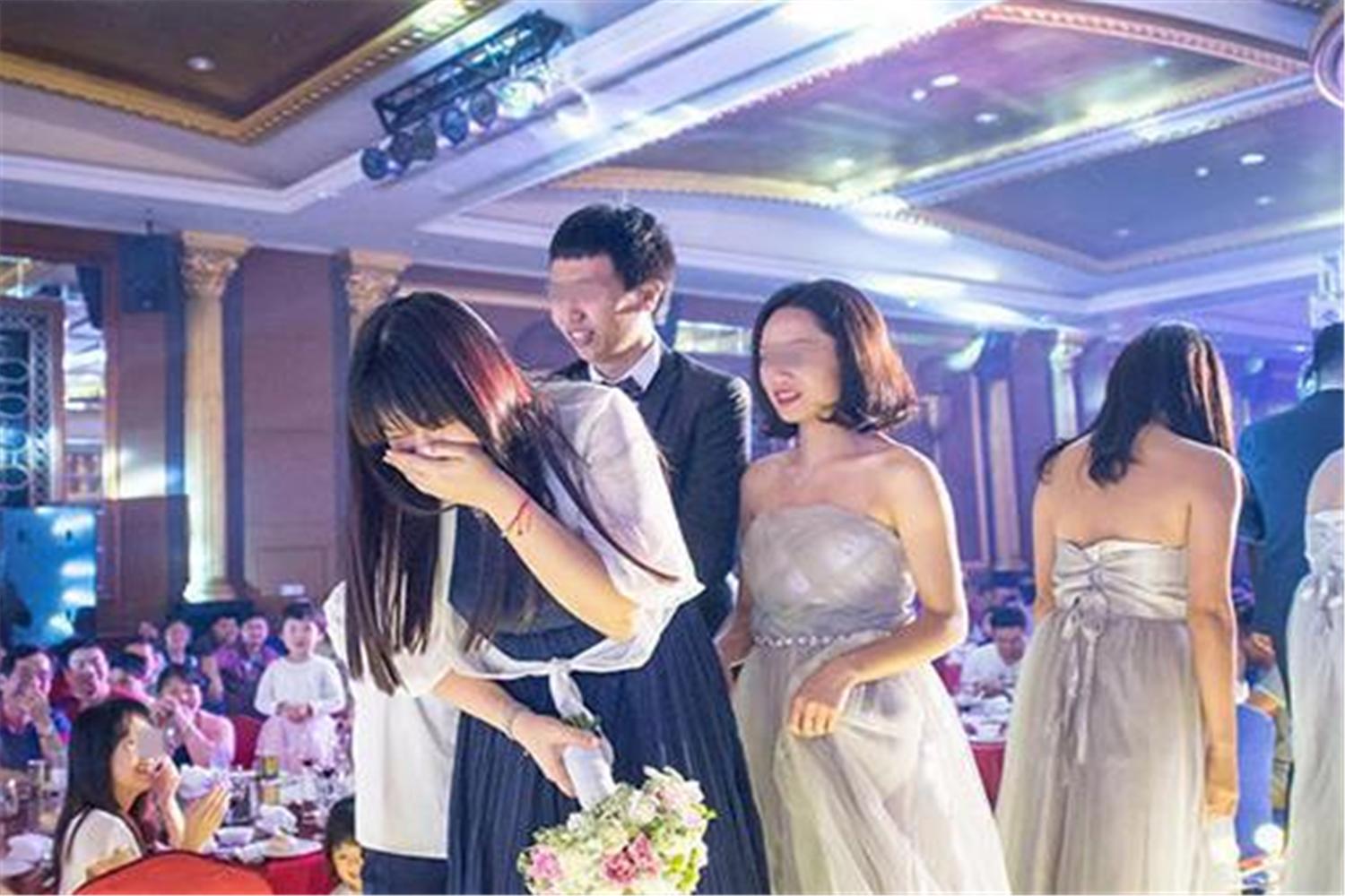 怀孕后，这五个地方尽量少去，尤其是结婚现场，不是迷信来看原因