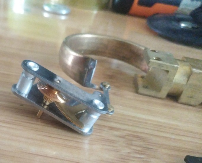 乙炔表各个部位名称,乙炔减压表结构说明