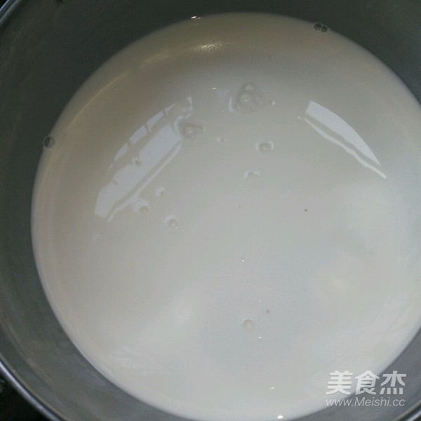 凉皮最详细的做法柔软透亮不开裂,澄面做凉皮总是开裂是怎么回事