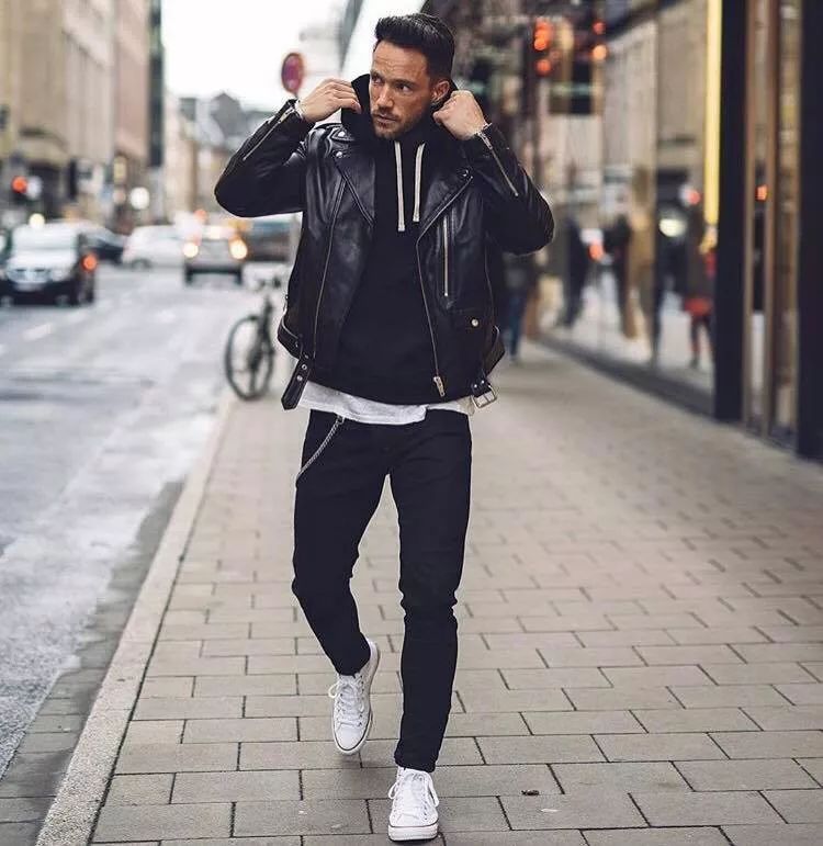 连帽卫衣穿搭技巧秋冬男,高级感潮男加厚连帽卫衣