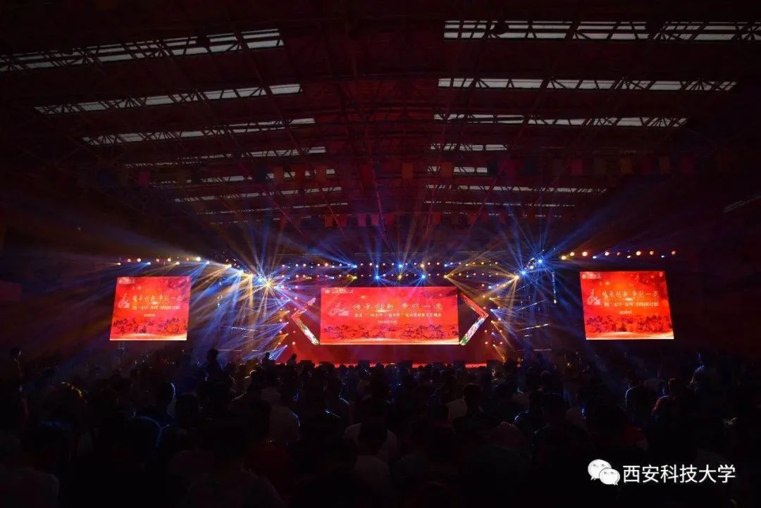 当遇上凡尔赛,当凡尔赛遇上凡尔赛