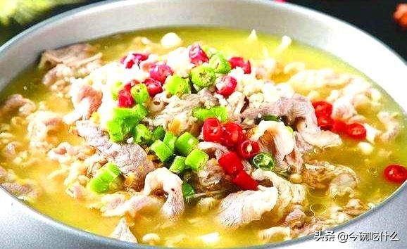 风味独特的四川泡菜制作及养护法，见证一坛传家泡菜的诞生