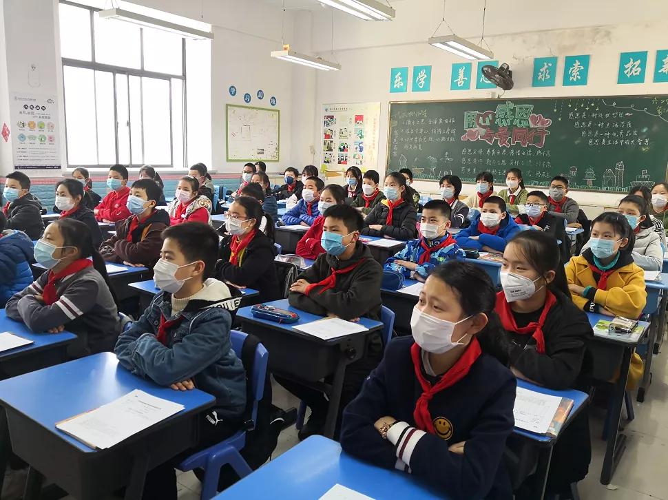 开学现场直击,昆山小学最新消息