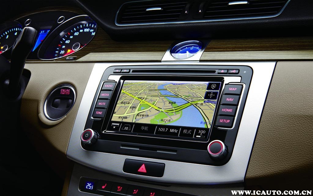 车载显示屏不启动是怎么回事,车载显示屏不清晰怎么回事呢