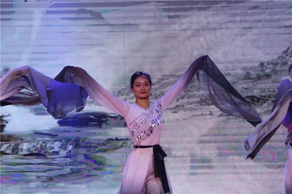 临颍千亩湖附近有潜力吗,临颍千亩湖附近的都有什么小区