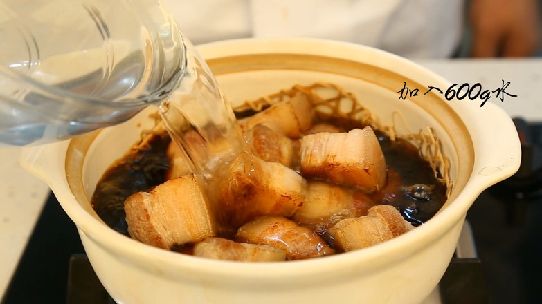 红烧肉一收汁发苦,红烧肉一下锅马上就焦了