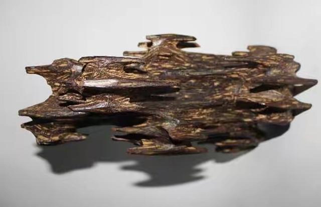 浅谈中药沉香的功效和作用,古今沉香产地优劣排名