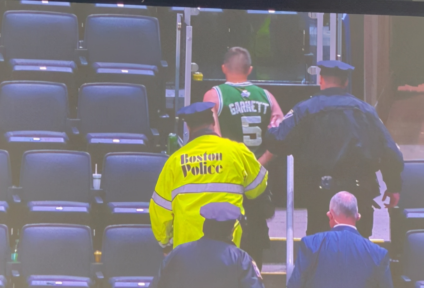 哈登勇士格林回应,哈登杜兰特辟谣