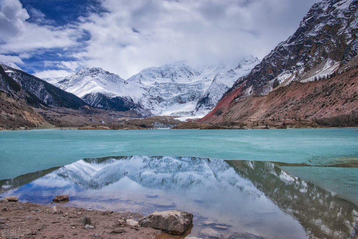 不用出国也能看到雪山,不用出国就可以看到的美景