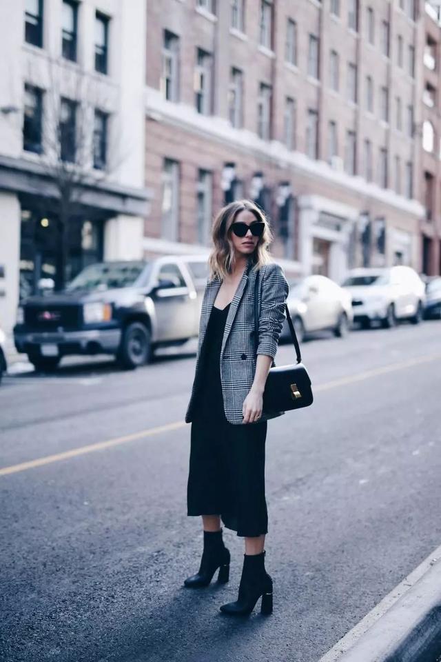 西装配裙子适合哪种发型,中长西装配什么裙子好看