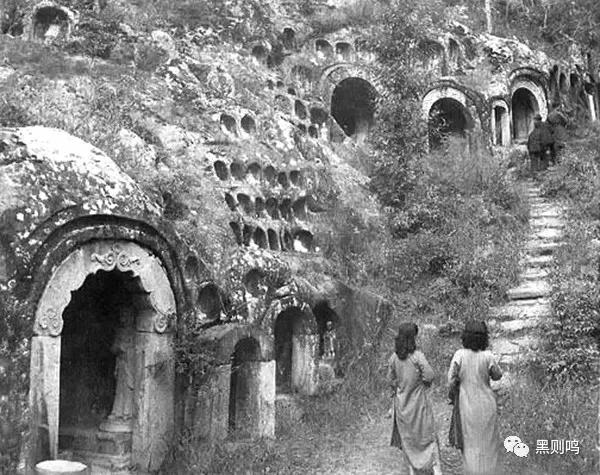 南京相隔百年的照片,南京城景对比图