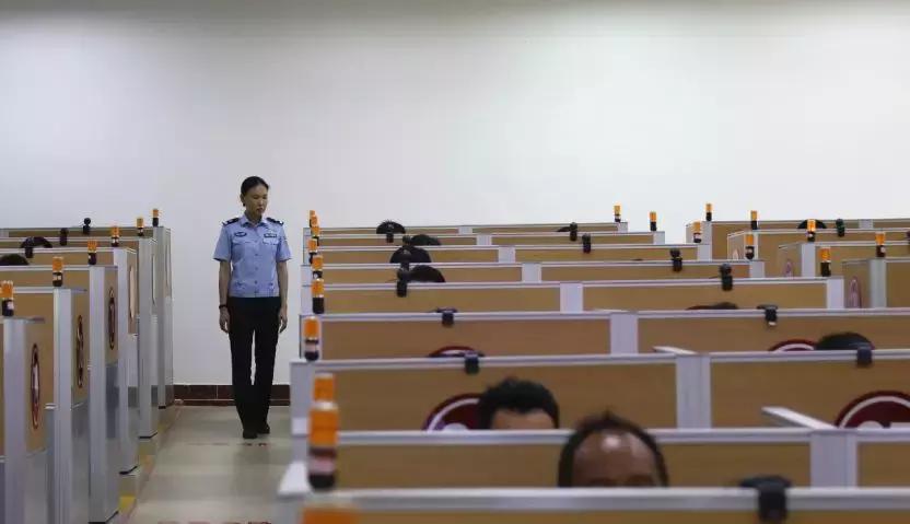 广州大学生驾照考了3年！有效期前1天考科目三，不过全作废！