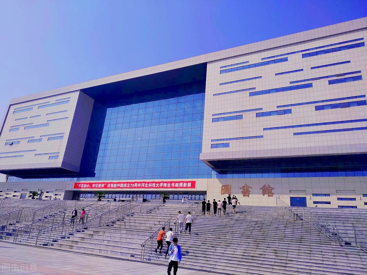 喜欢科技类计算机该选哪些大学,喜欢高新技术选哪个专业