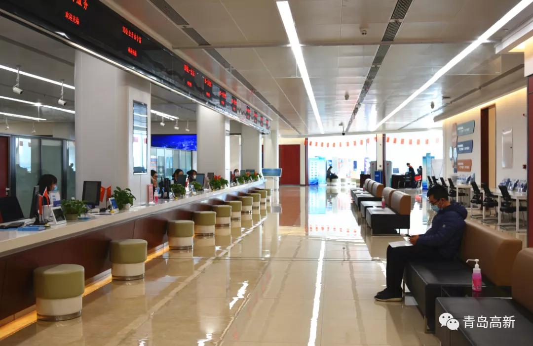 奋蹄新征程丨三个半小时办结三项审批青岛高新区审批服务“牛劲”十足
