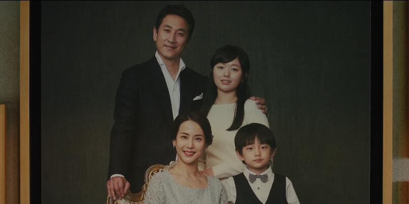 从地下室到地下室，我只是为了更好的活着——《寄生虫》