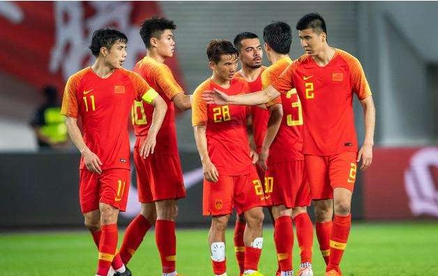 世预赛国足生死战2-0击败菲律宾,国足0-1不敌卡塔尔集锦