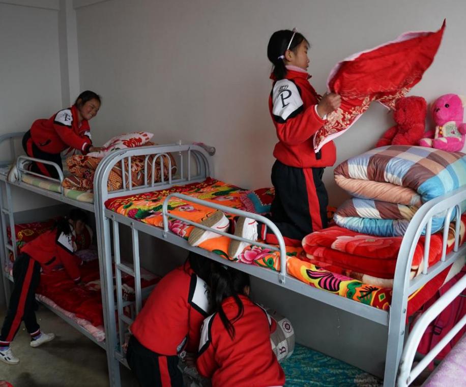 请不要让孩子过早住校,家长千万不要让孩子住校