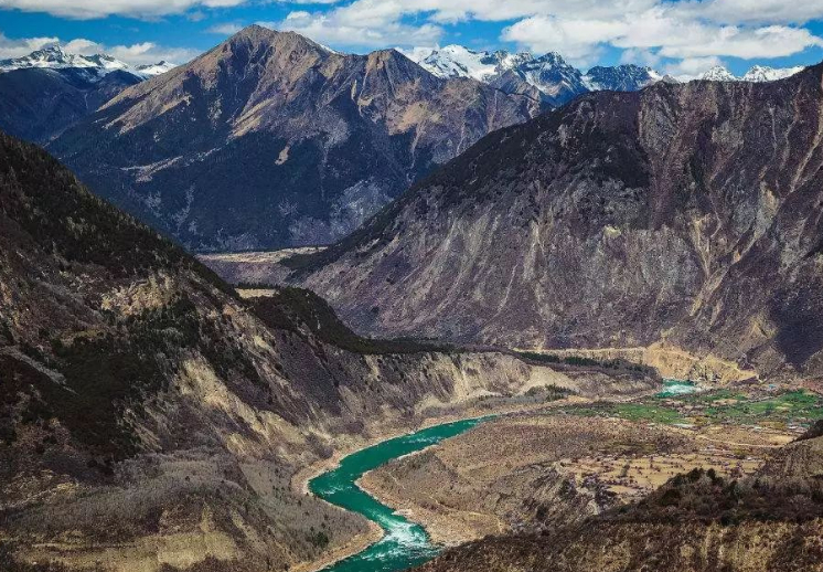 世界上哪个大峡谷最吸引游客排名,绝美大峡谷门票