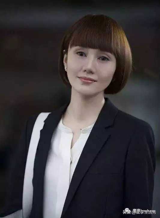 凯特王妃梅根穿衣搭配,凯特王妃和梅根穿衣打扮秋冬