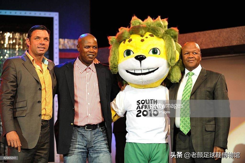 缅怀非洲50大球星之一，南非足球英雄，专虐国米后防的黑又硬