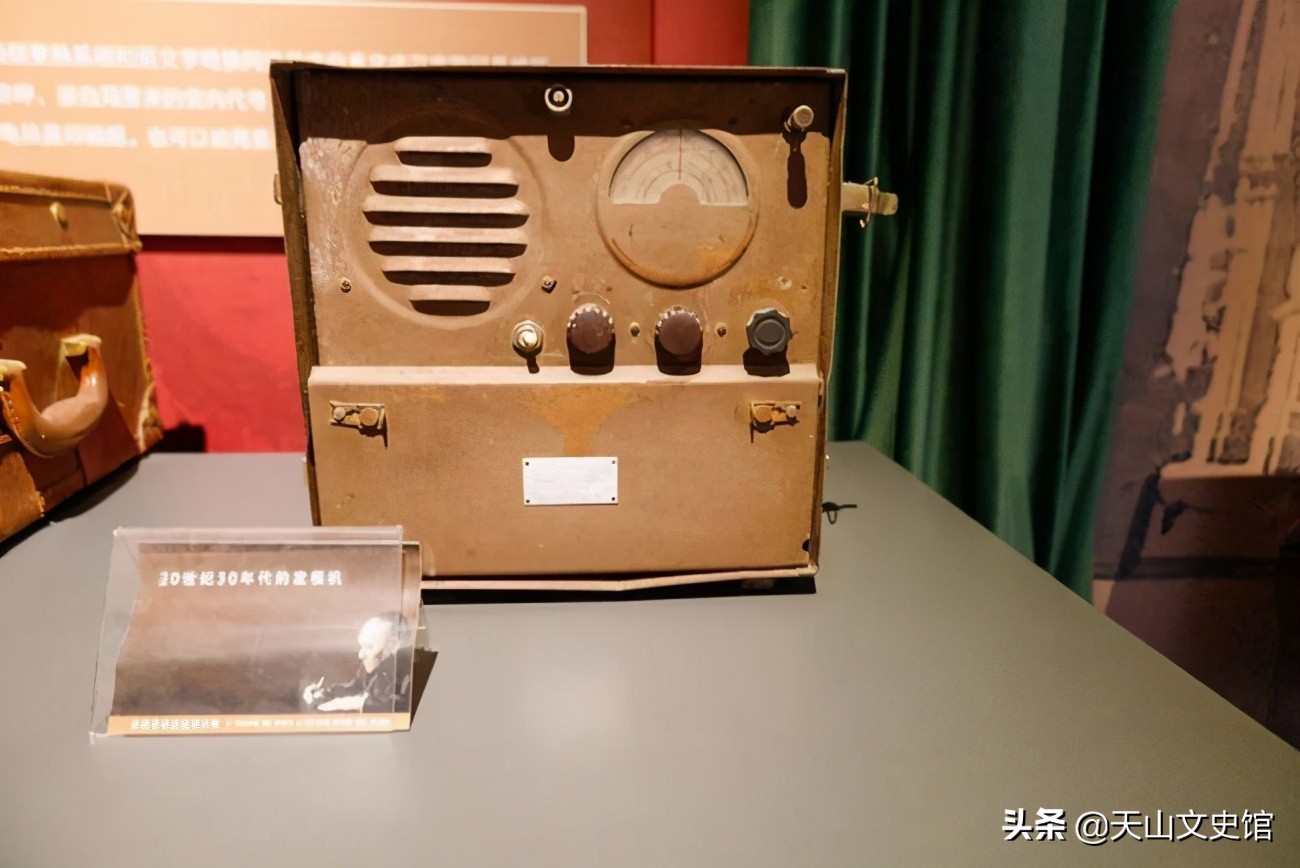 永不消逝的电波保密员,永不消逝的电波报务员