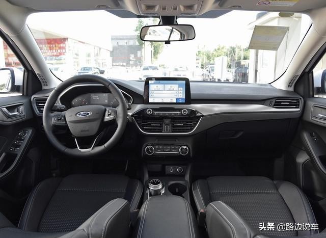 福特福克斯发动机扭矩问题,福特福克斯2014款三厢1.8手动油耗