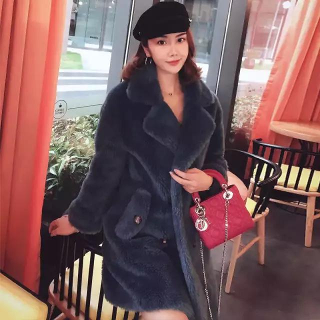 大年初一穿的挺漂亮,大年初一穿美衣