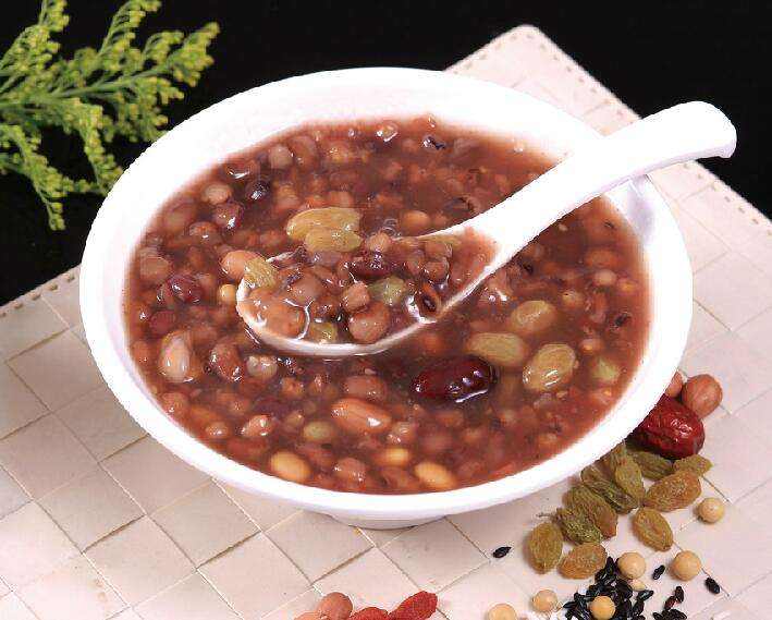 八宝粥怎么熬制最好吃,八宝粥的熬制方法最正宗的做法