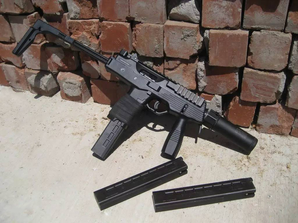 单兵自卫武器有哪些,世界上最强的单兵自卫武器