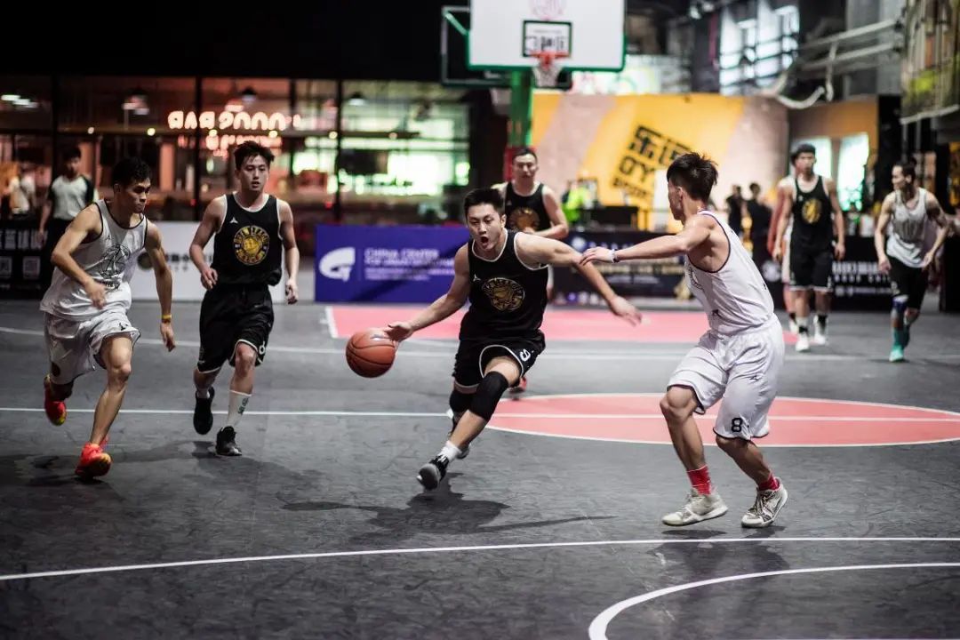 许幻山详细解析,许幻山丢高尔夫球