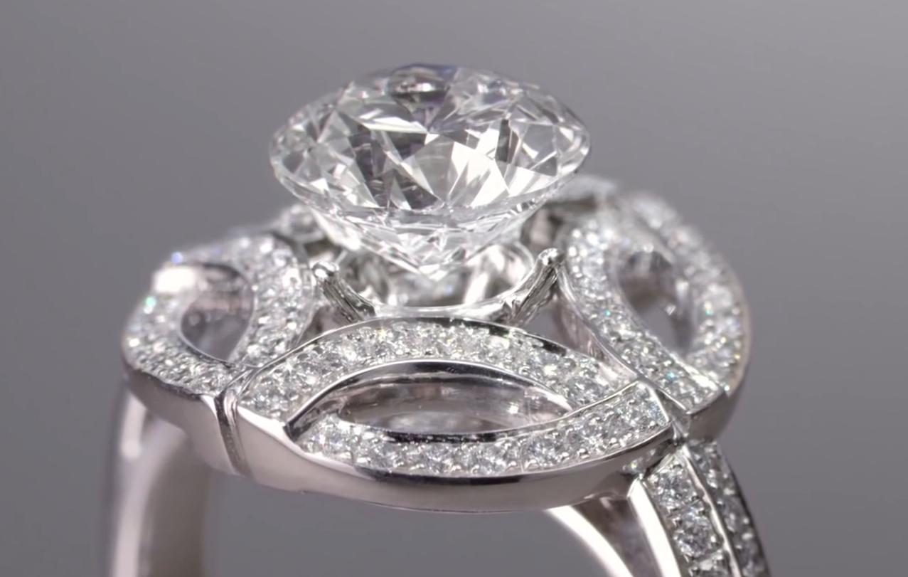 结婚谁还买天然钻石？我国生产世界90%的人工钻石！这个行业真香