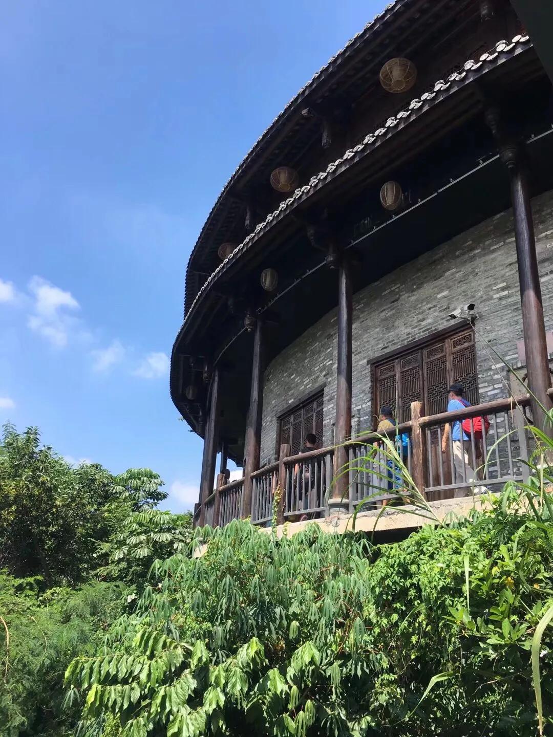 深圳甘坑客家古镇旅游攻略,甘坑客家小镇停车场能停车吗