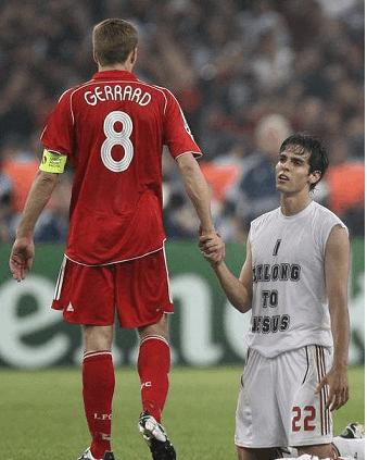 卡卡足球悲情时刻,卡卡绿茵场上的完美偶像