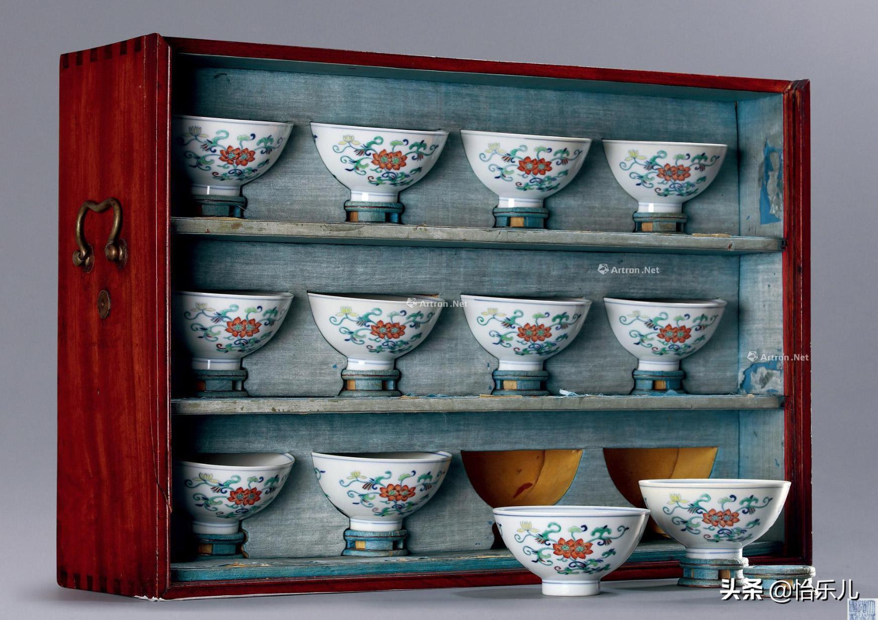 为何古今皆钟爱并蒂莲图？一片红情绿意，愿生生总开一处