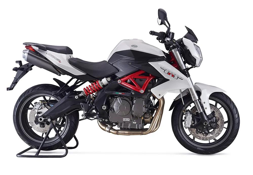 这期聊聊国内唯一一款四缸神车黄龙600