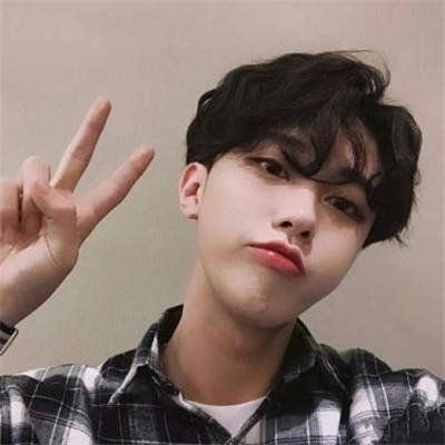 男生网名成熟稳重干净有内涵简短,男生卖萌网名