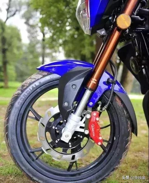 贝纳利蓝宝龙302s适合新手代步吗,贝纳利蓝宝龙摩旅