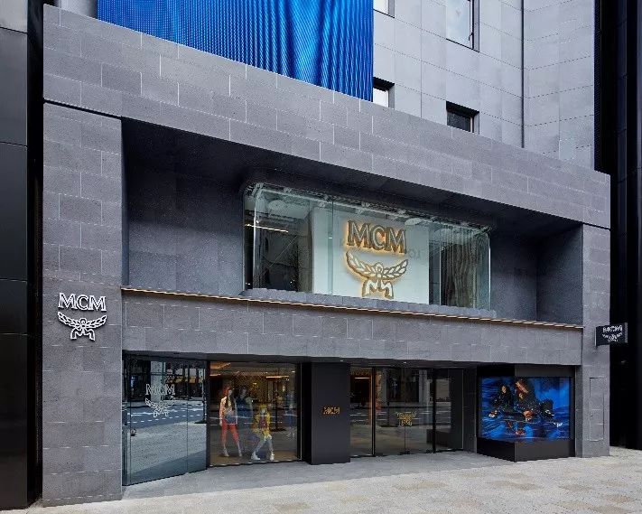 从濒临倒闭到年营收25亿,从濒临倒闭到市值266亿