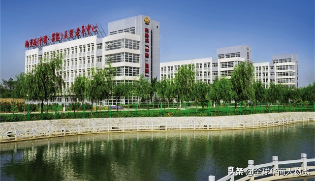 英皇集团杨受成刘德华,英皇集团杨受成专访视频