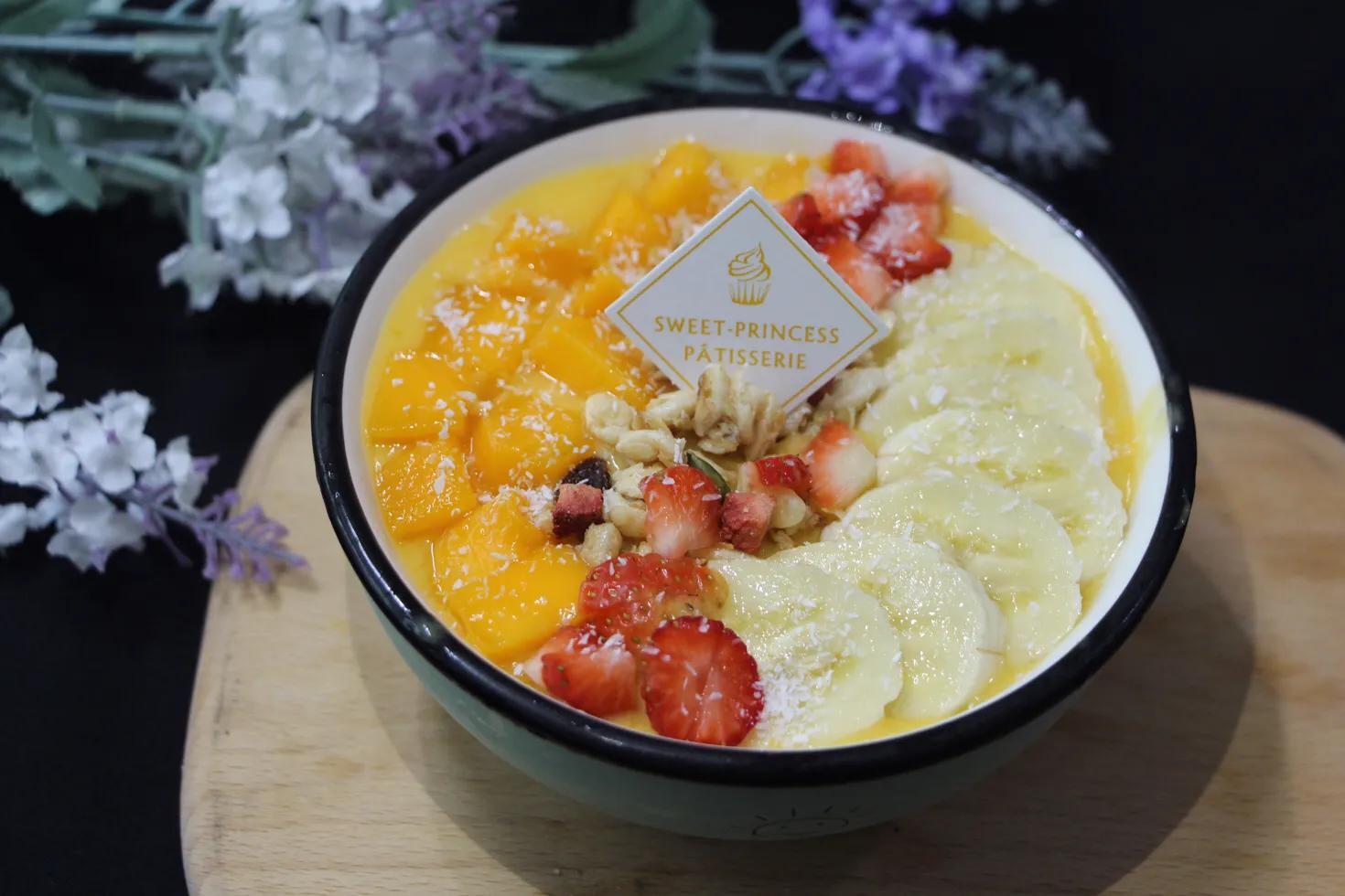 甜品店创业怎么做前期准备工作,90后创业开家甜品店怎么样