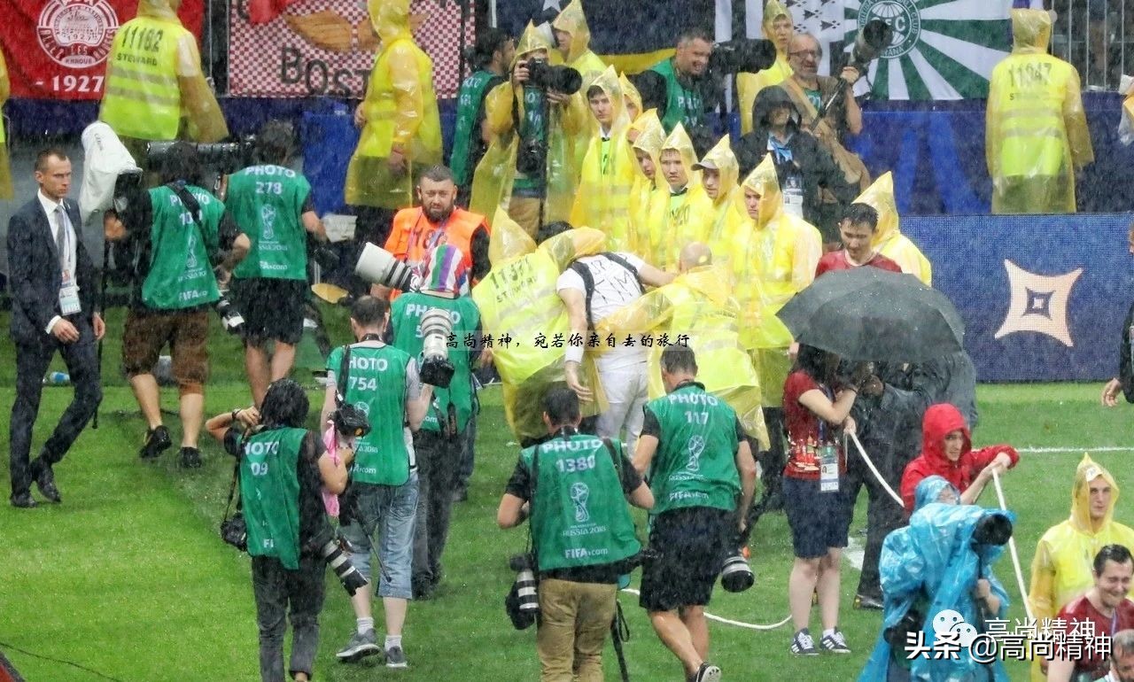 那些年赛场名场面,那些年在球场上感人的瞬间