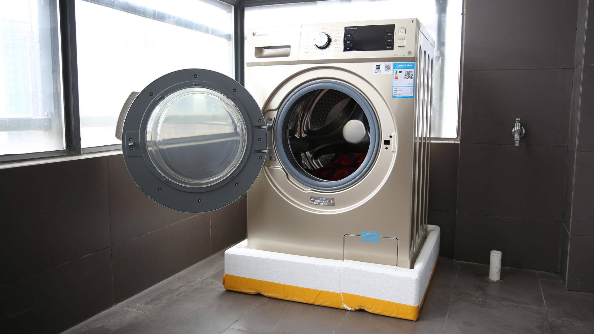 洗衣机蒸汽烘干有水汽吗,洗衣机蒸汽烘干和热泵烘干