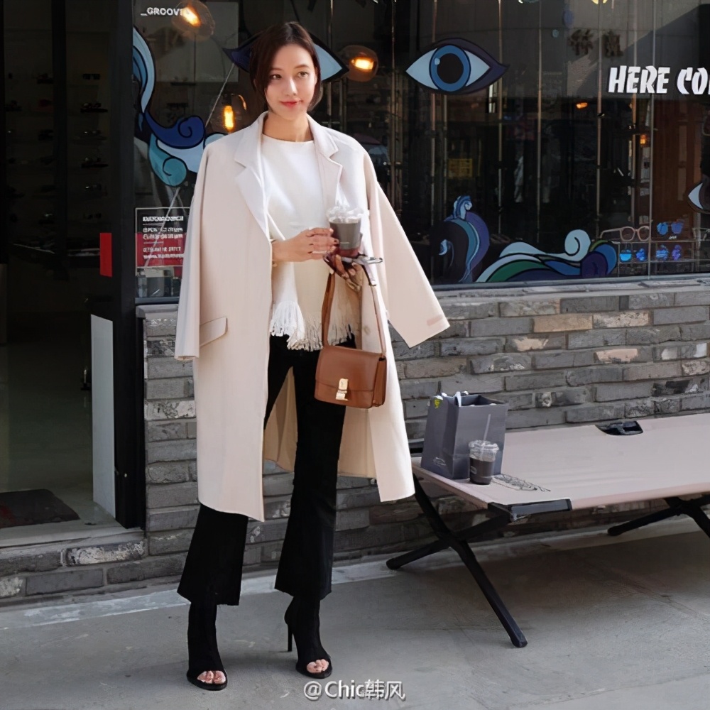 韩系穿搭温柔风穿搭,简约气质的韩系风格日常实用穿搭