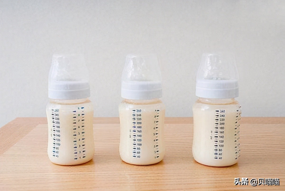 冲泡奶粉应该怎么摇晃,冲奶粉时用哪些方法加快奶粉溶解