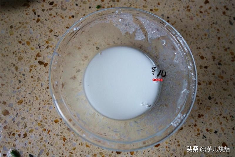 豆腐干炒肉怎么炒好吃又简单,胡萝卜芹菜豆腐干炒肉怎么做好吃